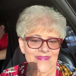 Meet your Posher, Debbie